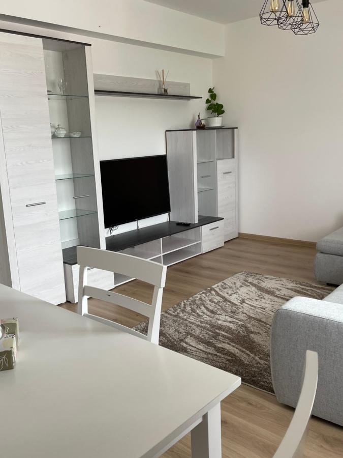 Mb Apartments 2 Braşov Buitenkant foto